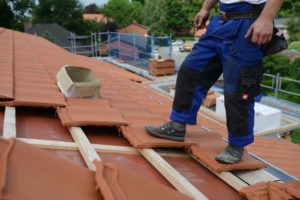 Quels matériaux choisir pour une Réparation de fuites toiture à Lyon durable?